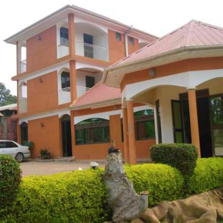 Rays Hotel Mbarara Exterior foto