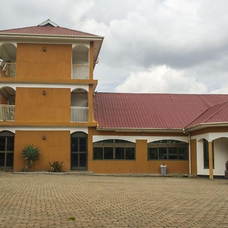 Rays Hotel Mbarara Exterior foto