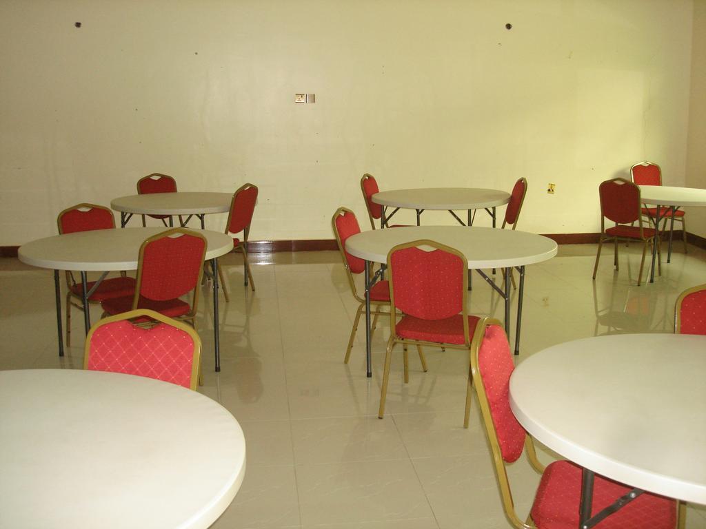 Rays Hotel Mbarara Exterior foto