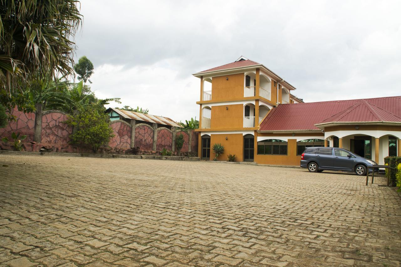 Rays Hotel Mbarara Exterior foto